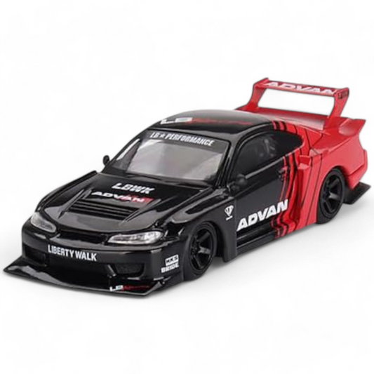 Mini GT - Nissan LB-Super Silhouette S15 Silvia Advan 1/64